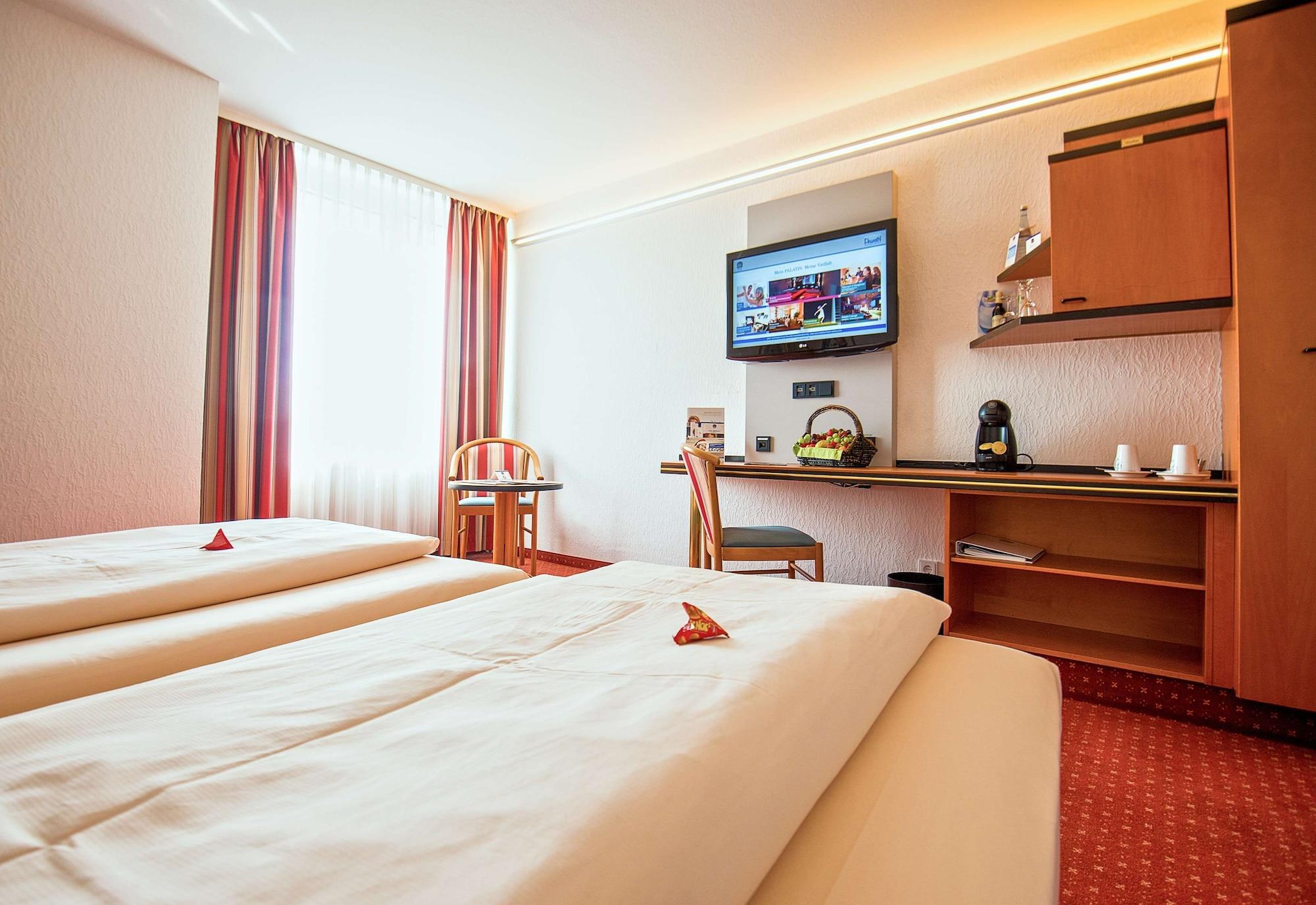 Best Western Plus Palatin Kongresshotel Wiesloch Exterior photo